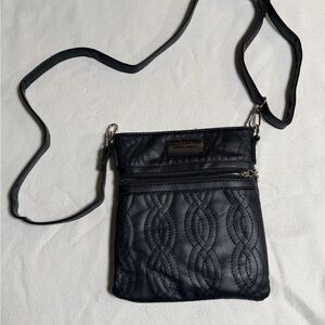 Chic Black Quilted Crossbody Bag